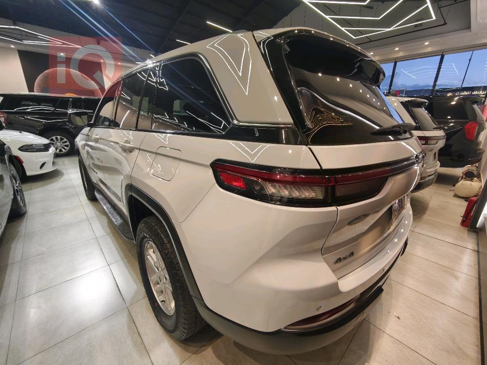 جيب جراند شيروكي